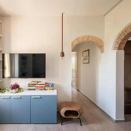 Apartment Beautiful Valley Views, Walk To Historic